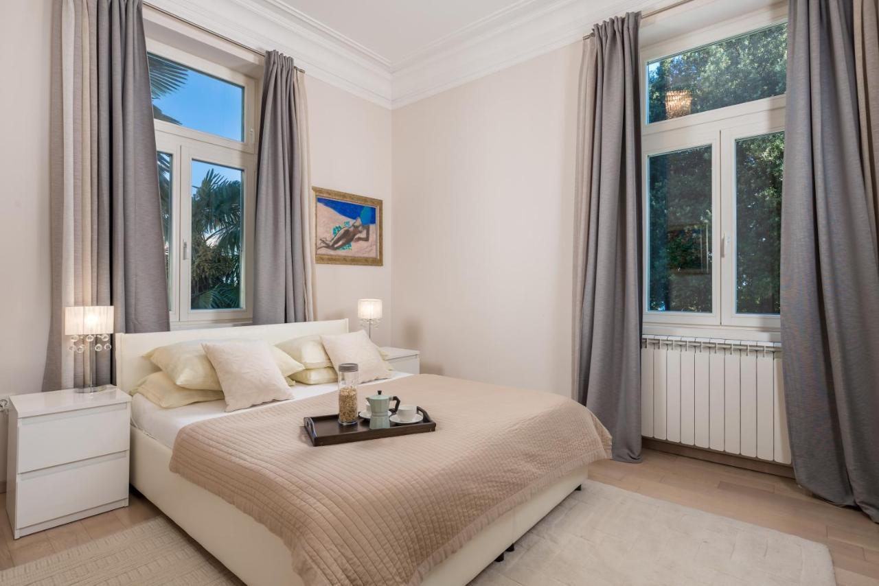 Villa Sokol Apartments Opatija Center Luaran gambar
