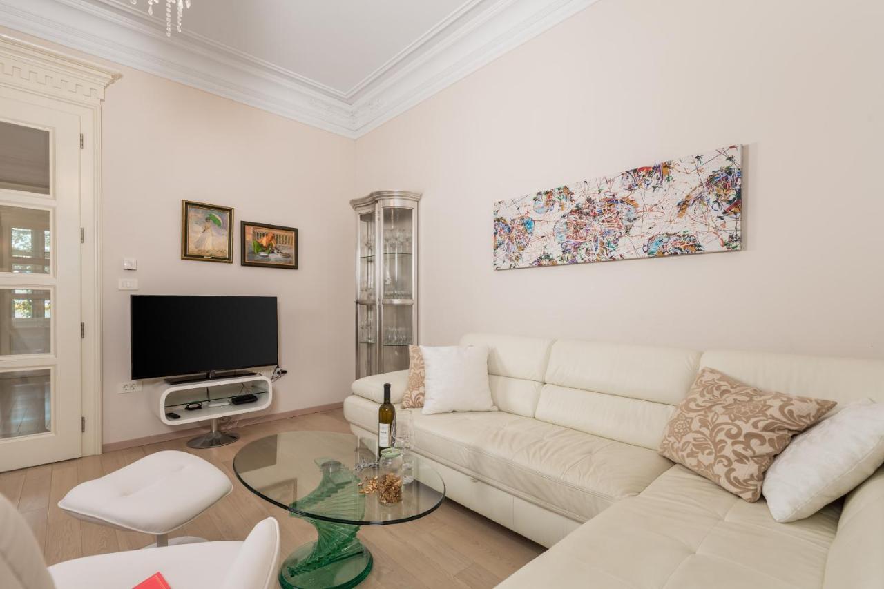 Villa Sokol Apartments Opatija Center Luaran gambar