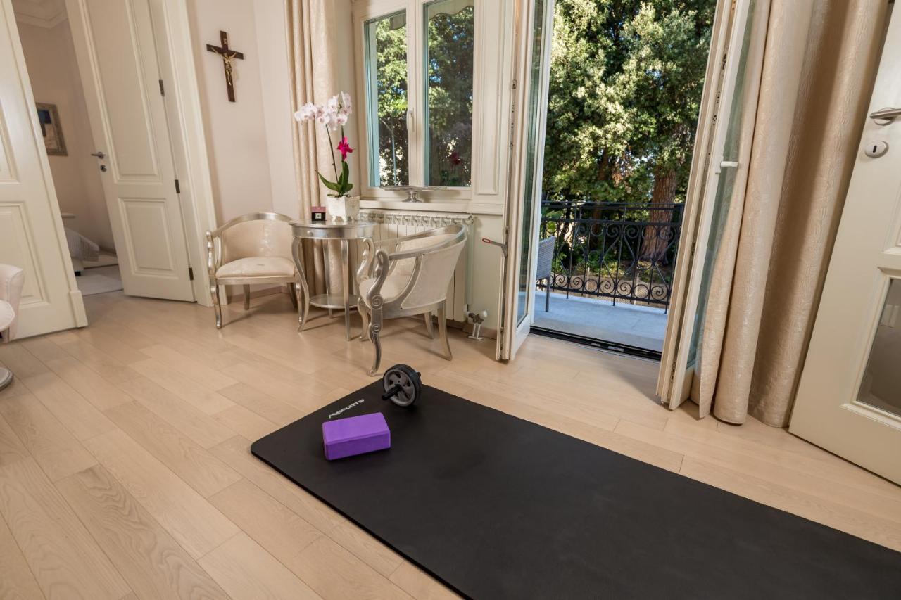 Villa Sokol Apartments Opatija Center Luaran gambar