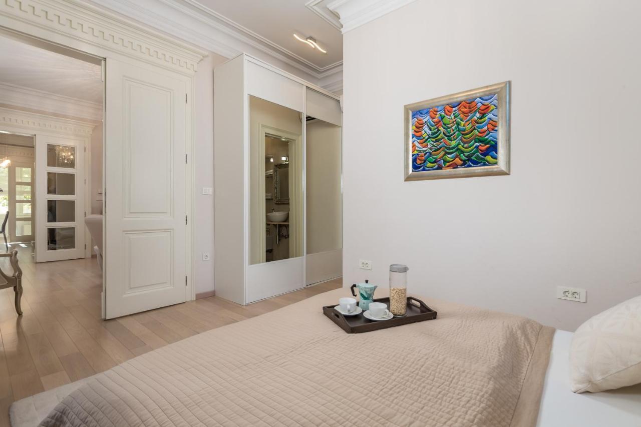 Villa Sokol Apartments Opatija Center Luaran gambar
