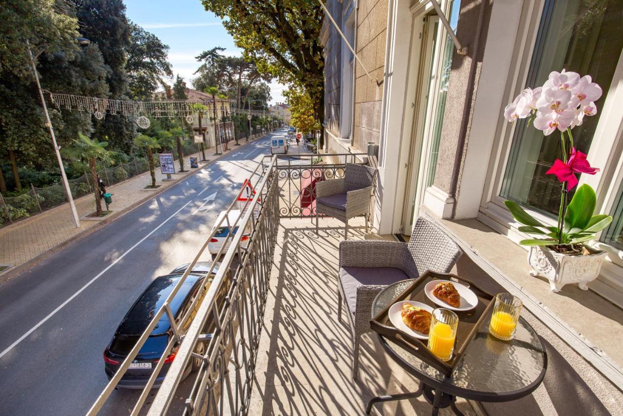 Villa Sokol Apartments Opatija Center Luaran gambar