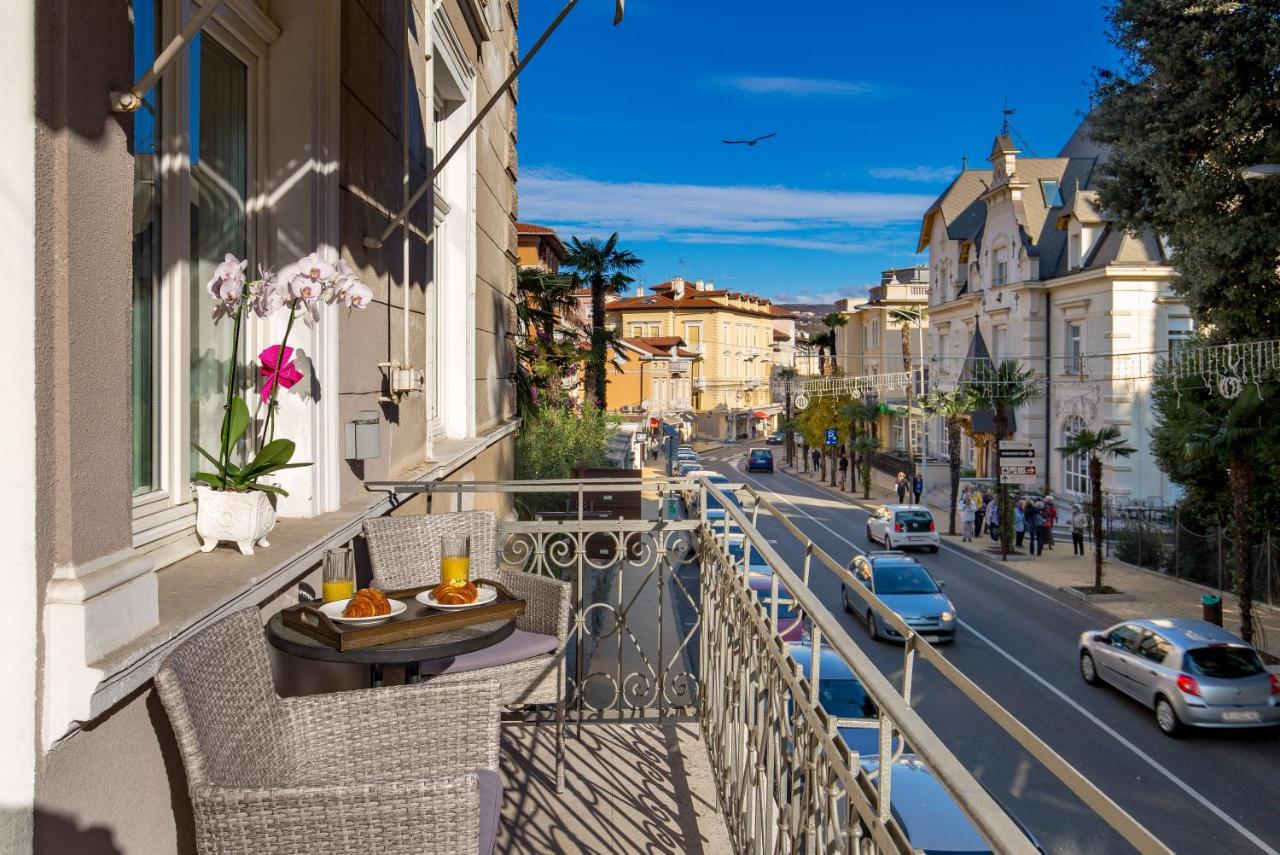 Villa Sokol Apartments Opatija Center Luaran gambar