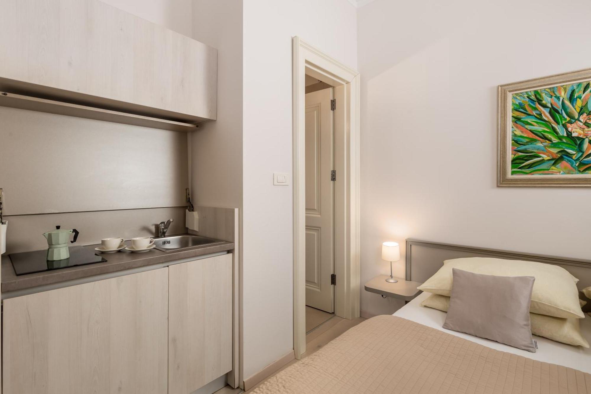 Villa Sokol Apartments Opatija Center Bilik gambar
